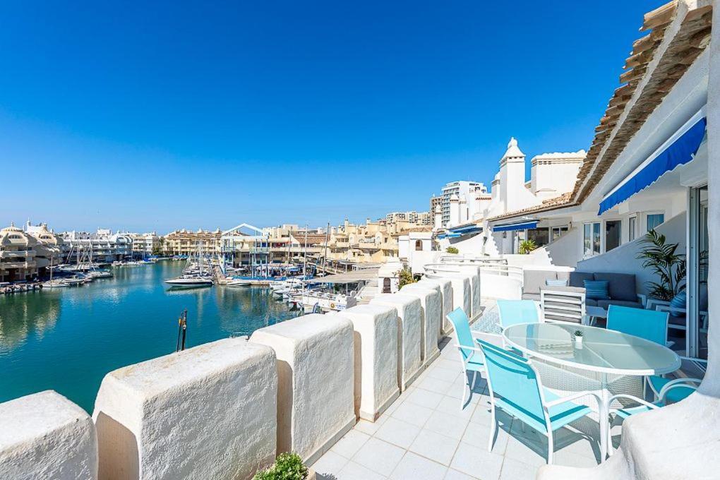 PUERTO DE BENALMÁDENA APARTAMENTO VACACIONAL con VISTAS AL MAR Y YATES TRES HABITACIONES 2 BAÑOS Benalmádena Exterior foto
