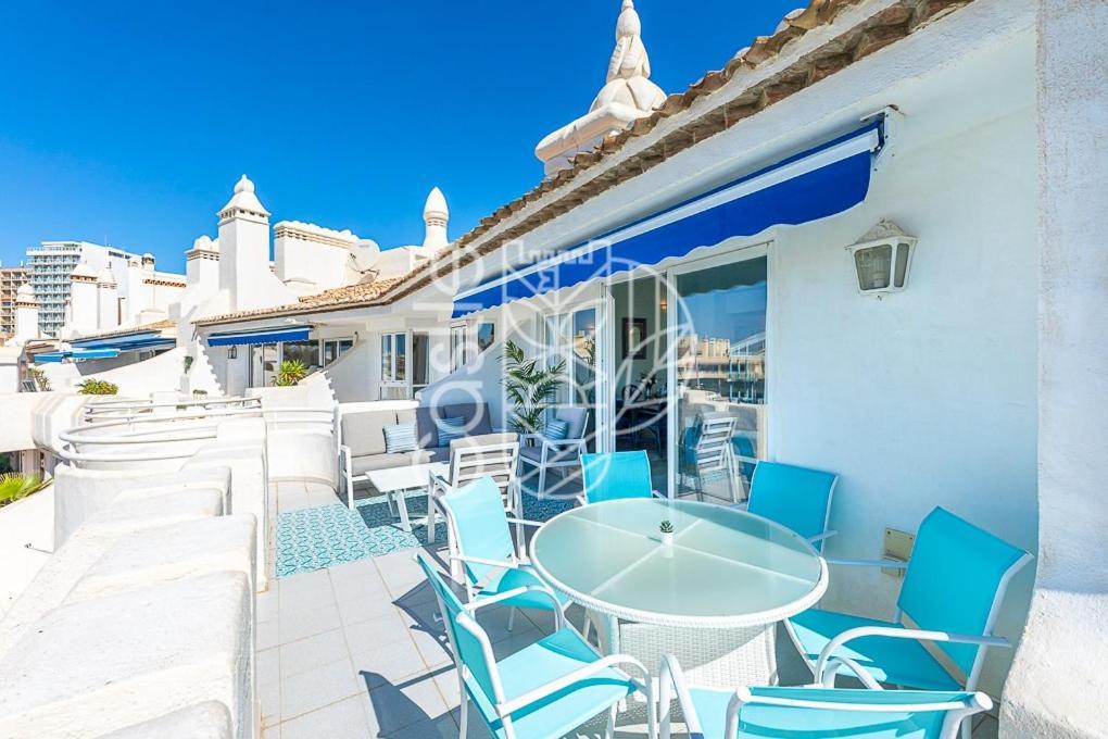 PUERTO DE BENALMÁDENA APARTAMENTO VACACIONAL con VISTAS AL MAR Y YATES TRES HABITACIONES 2 BAÑOS Benalmádena Exterior foto