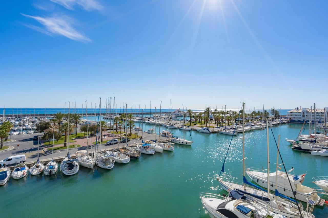 PUERTO DE BENALMÁDENA APARTAMENTO VACACIONAL con VISTAS AL MAR Y YATES TRES HABITACIONES 2 BAÑOS Benalmádena Exterior foto