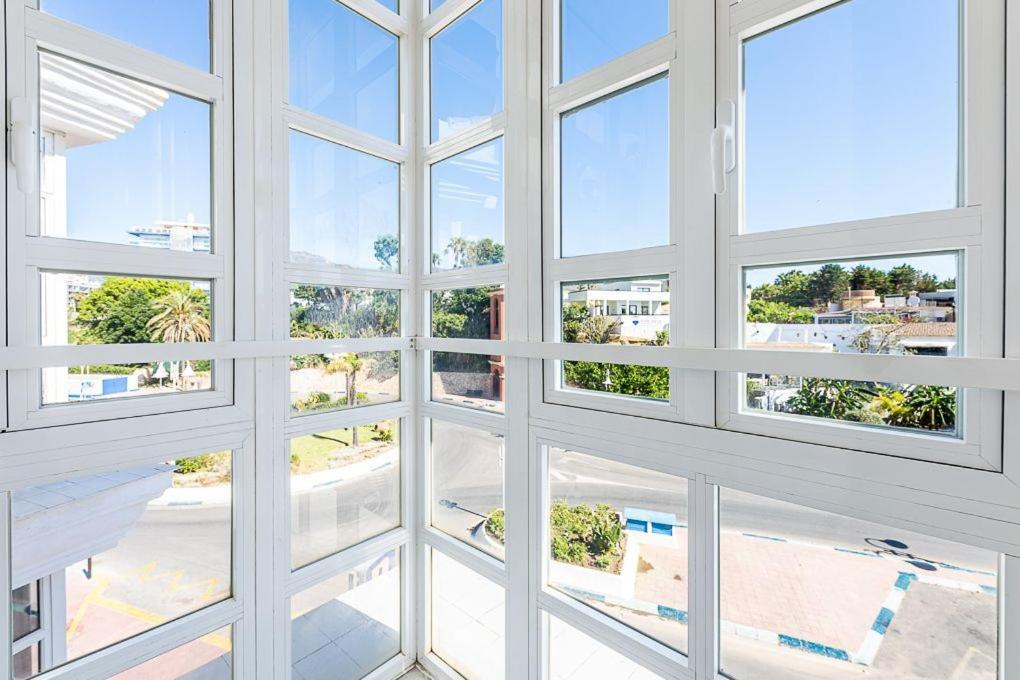 PUERTO DE BENALMÁDENA APARTAMENTO VACACIONAL con VISTAS AL MAR Y YATES TRES HABITACIONES 2 BAÑOS Benalmádena Exterior foto